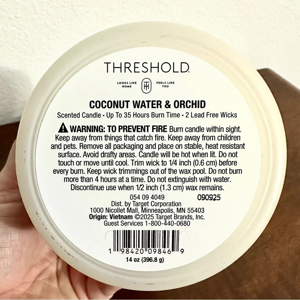 Threshold 2 Wick Glass Coconut Water + Orchid 14oz Candle • NWT